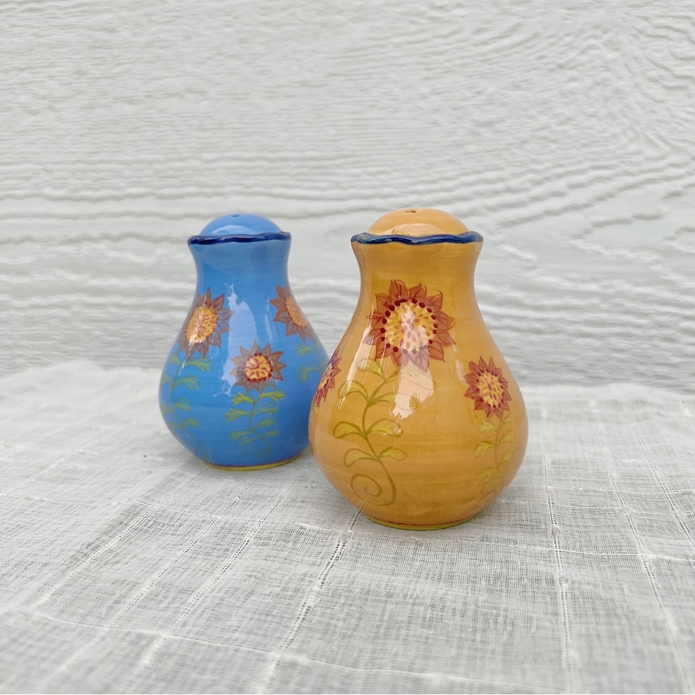 ceramic sunflower salt & pepper shaker